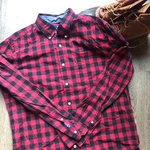 American Eagle Buffalo Check Button Down